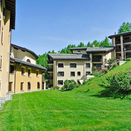 Apartment Residenza Chesa Margun 33-4 By Interhome Apartment